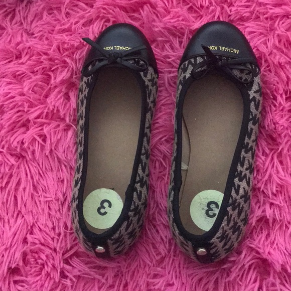 Michael Kors Other - Girls Michael Kors dress shoes